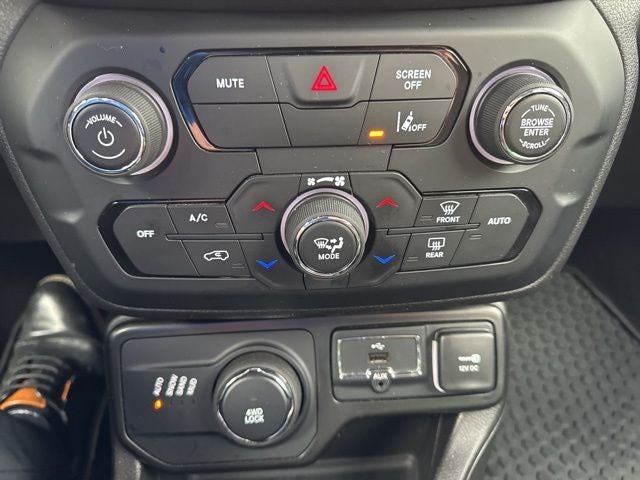 2023 Jeep Renegade Latitude