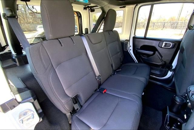 2023 Jeep Wrangler Sport Altitude