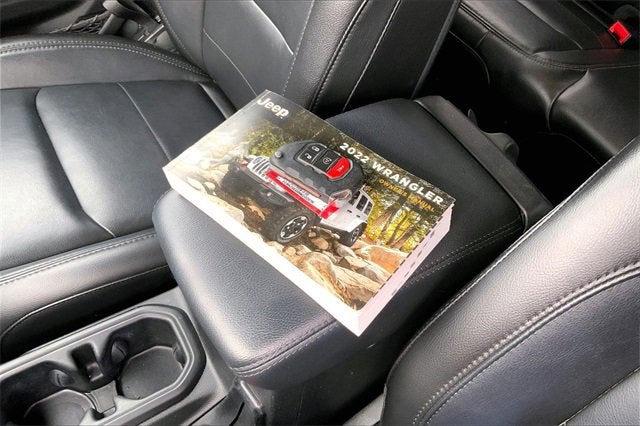 2022 Jeep Wrangler Unlimited Sahara Altitude