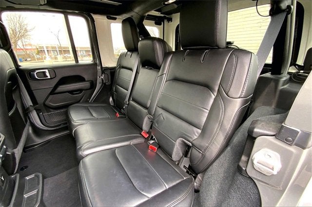 2022 Jeep Wrangler Unlimited Sahara Altitude