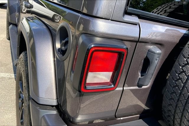2021 Jeep Wrangler Unlimited Sahara Altitude