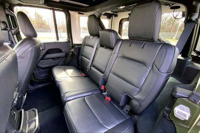 2022 Jeep Wrangler Unlimited Sahara Altitude