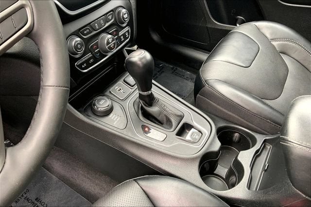 2022 Jeep Cherokee Latitude Lux