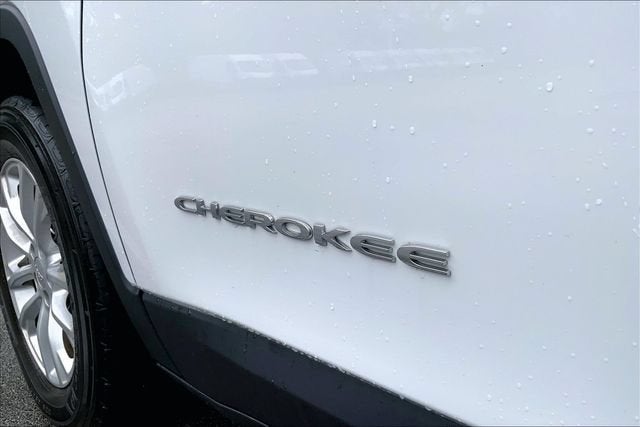 2022 Jeep Cherokee Latitude Lux