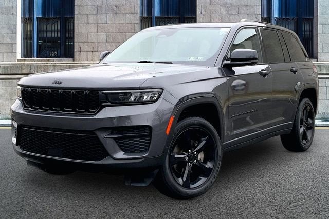 2023 Jeep Grand Cherokee Altitude
