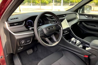 2025 Jeep Grand Cherokee Laredo X