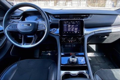 2022 Jeep Grand Cherokee Altitude