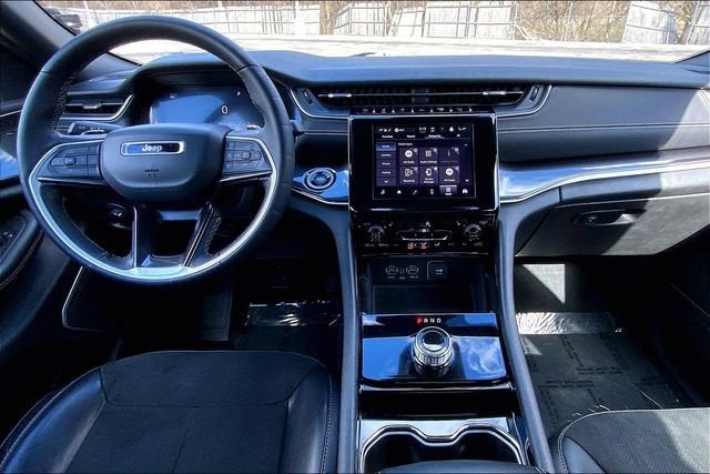 2022 Jeep Grand Cherokee Altitude