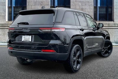 2022 Jeep Grand Cherokee Altitude