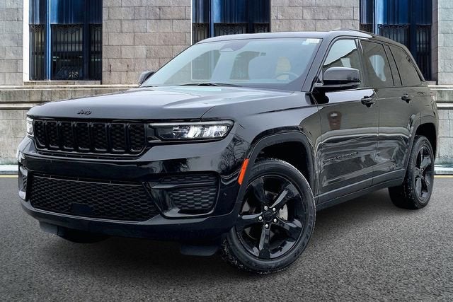2022 Jeep Grand Cherokee Altitude
