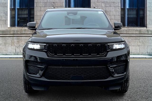 2022 Jeep Grand Cherokee Altitude