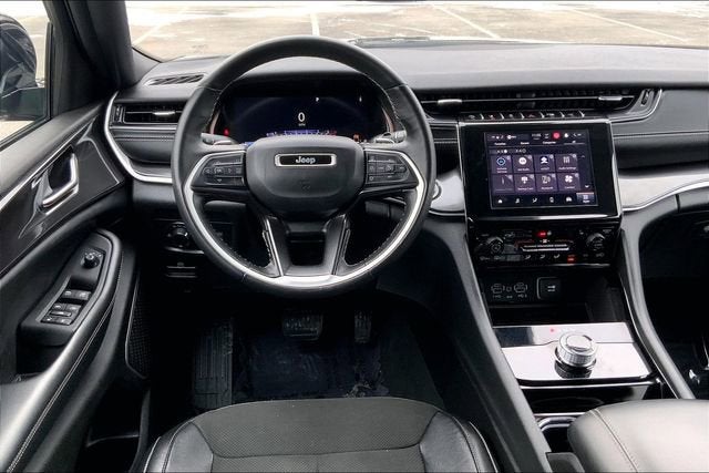 2022 Jeep Grand Cherokee Altitude