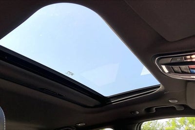 2027 Jeep Grand Cherokee Laredo Altitude