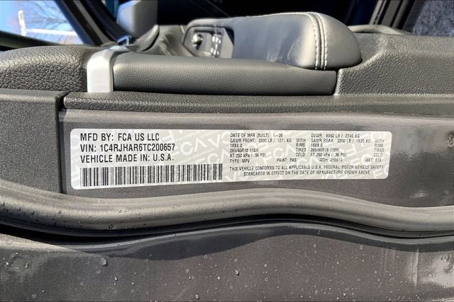 2026 Jeep Grand Cherokee Laredo Altitude