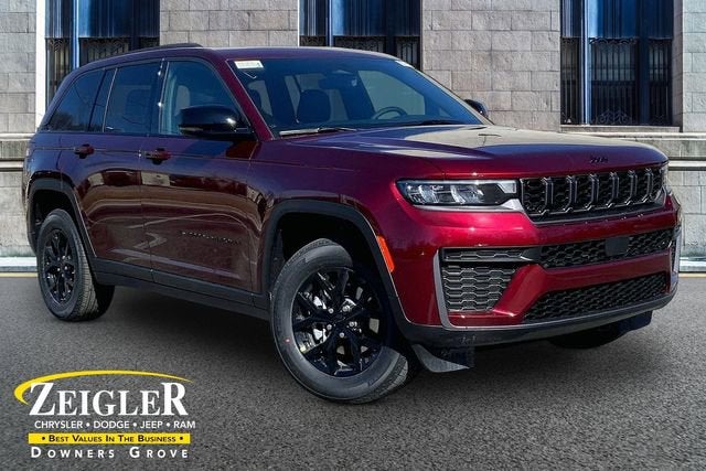 2026 Jeep Grand Cherokee Laredo Altitude