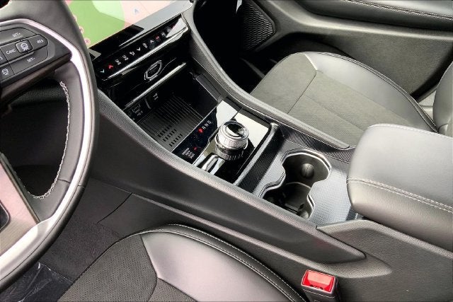2027 Jeep Grand Cherokee Laredo Altitude