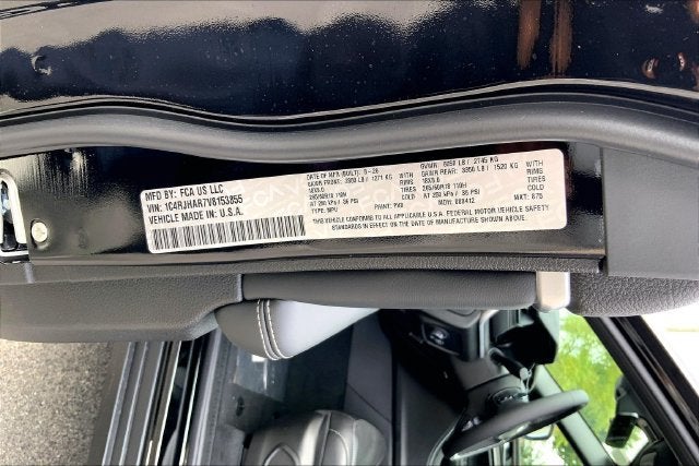 2027 Jeep Grand Cherokee Laredo Altitude