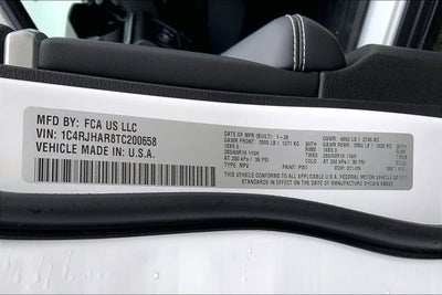 2026 Jeep Grand Cherokee Laredo Altitude