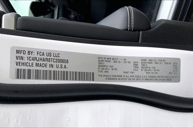 2026 Jeep Grand Cherokee Laredo Altitude