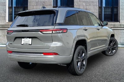 2027 Jeep Grand Cherokee Limited Reserve