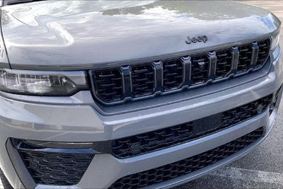 2027 Jeep Grand Cherokee Limited Reserve