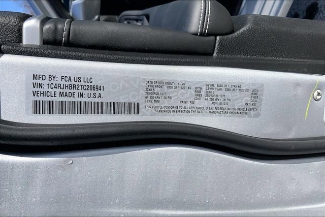 2026 Jeep Grand Cherokee Limited Reserve