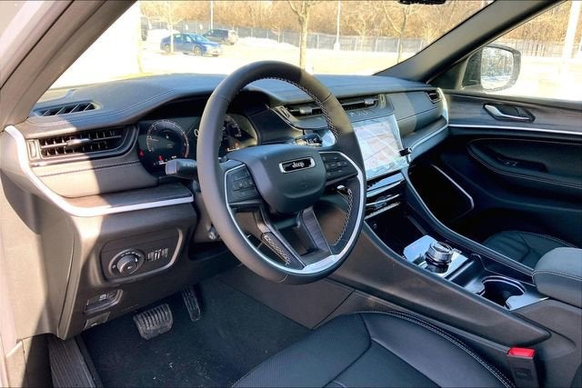 2026 Jeep Grand Cherokee Limited Reserve