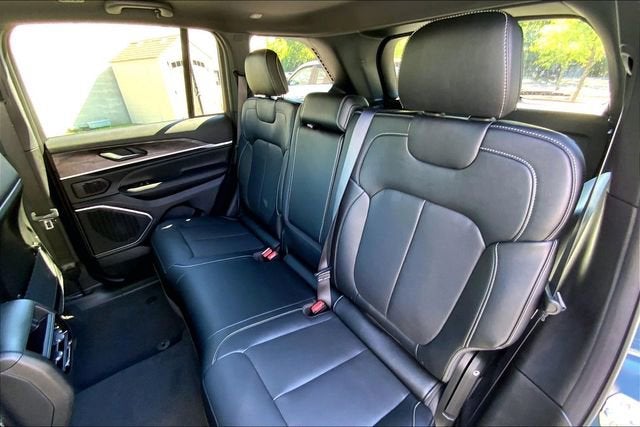 2026 Jeep Grand Cherokee Limited Reserve