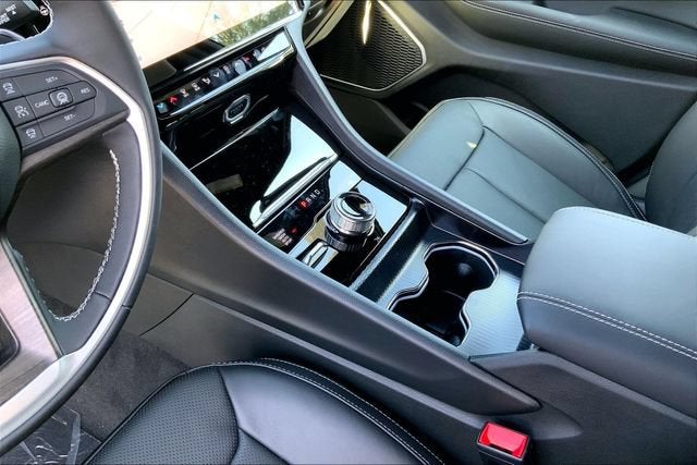2027 Jeep Grand Cherokee Limited Reserve