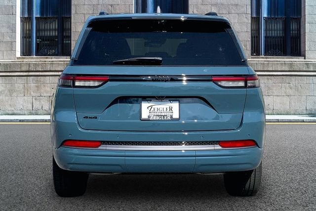 2027 Jeep Grand Cherokee Limited Reserve