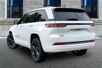 2027 Jeep Grand Cherokee Limited Reserve