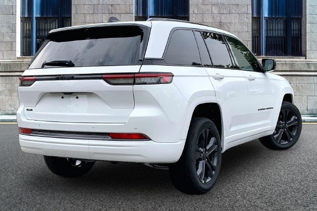 2027 Jeep Grand Cherokee Limited Reserve