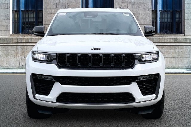 2027 Jeep Grand Cherokee Limited Reserve