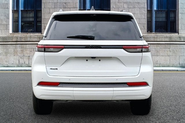 2027 Jeep Grand Cherokee Limited Reserve