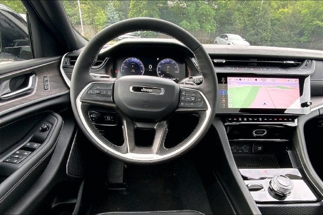 2027 Jeep Grand Cherokee Limited Reserve