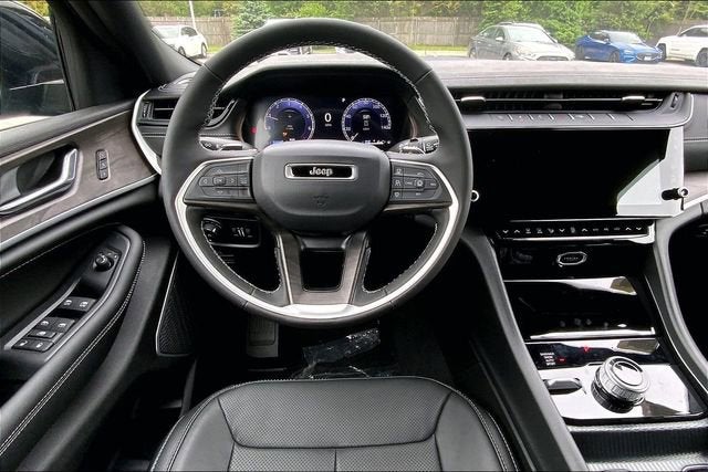 2026 Jeep Grand Cherokee Limited Reserve