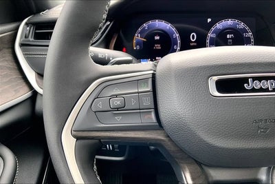 2027 Jeep Grand Cherokee Limited Reserve