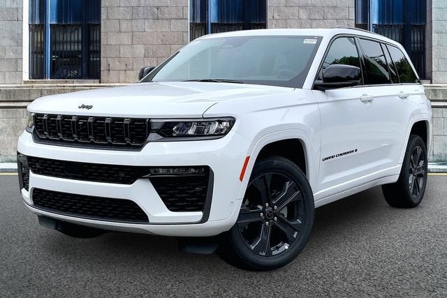 2027 Jeep Grand Cherokee Limited Reserve