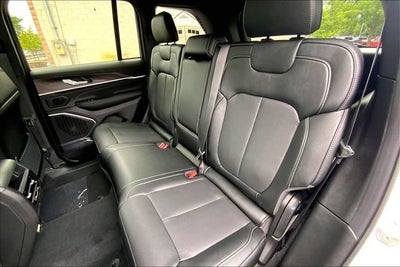 2027 Jeep Grand Cherokee Limited Reserve