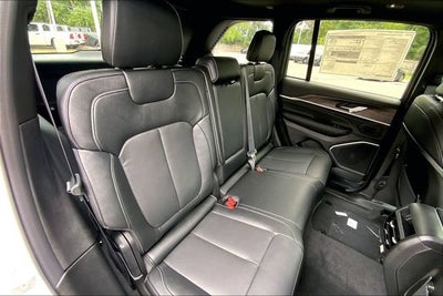 2027 Jeep Grand Cherokee Limited Reserve