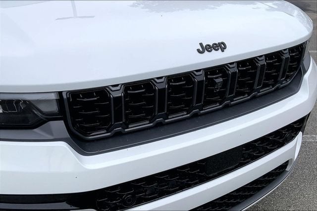 2027 Jeep Grand Cherokee Limited Reserve