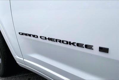2027 Jeep Grand Cherokee Limited Reserve