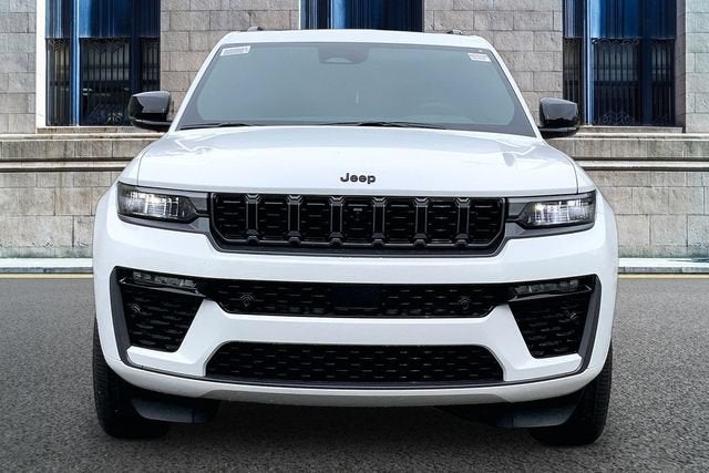 2027 Jeep Grand Cherokee Limited Reserve