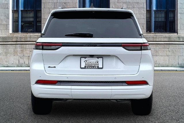 2027 Jeep Grand Cherokee Limited Reserve