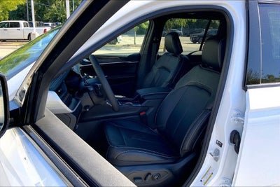 2027 Jeep Grand Cherokee Limited Reserve