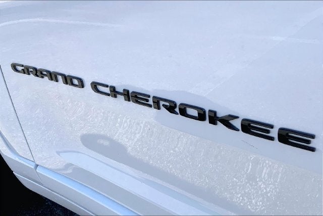 2027 Jeep Grand Cherokee Limited Reserve