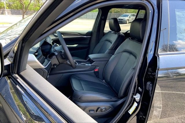 2026 Jeep Grand Cherokee Limited Reserve