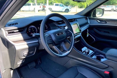 2027 Jeep Grand Cherokee Limited Reserve