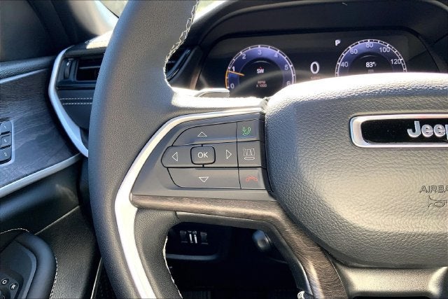 2027 Jeep Grand Cherokee Limited Reserve