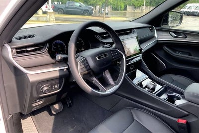 2027 Jeep Grand Cherokee Limited Reserve